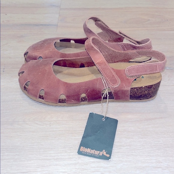 Bio Natura Closed Toe Mary Jane Distressed Leather Sandals NEW 9 Mauve Pink - Picture 2 of 10